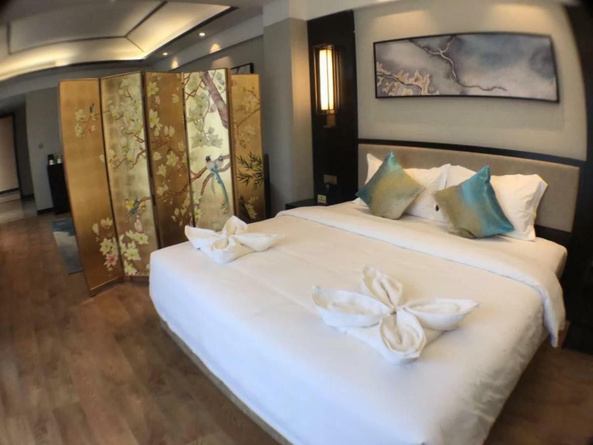 เลอ เชนมียา โฮเต็ล Hotel สีหนุวิลล์ ภายนอก รูปภาพ